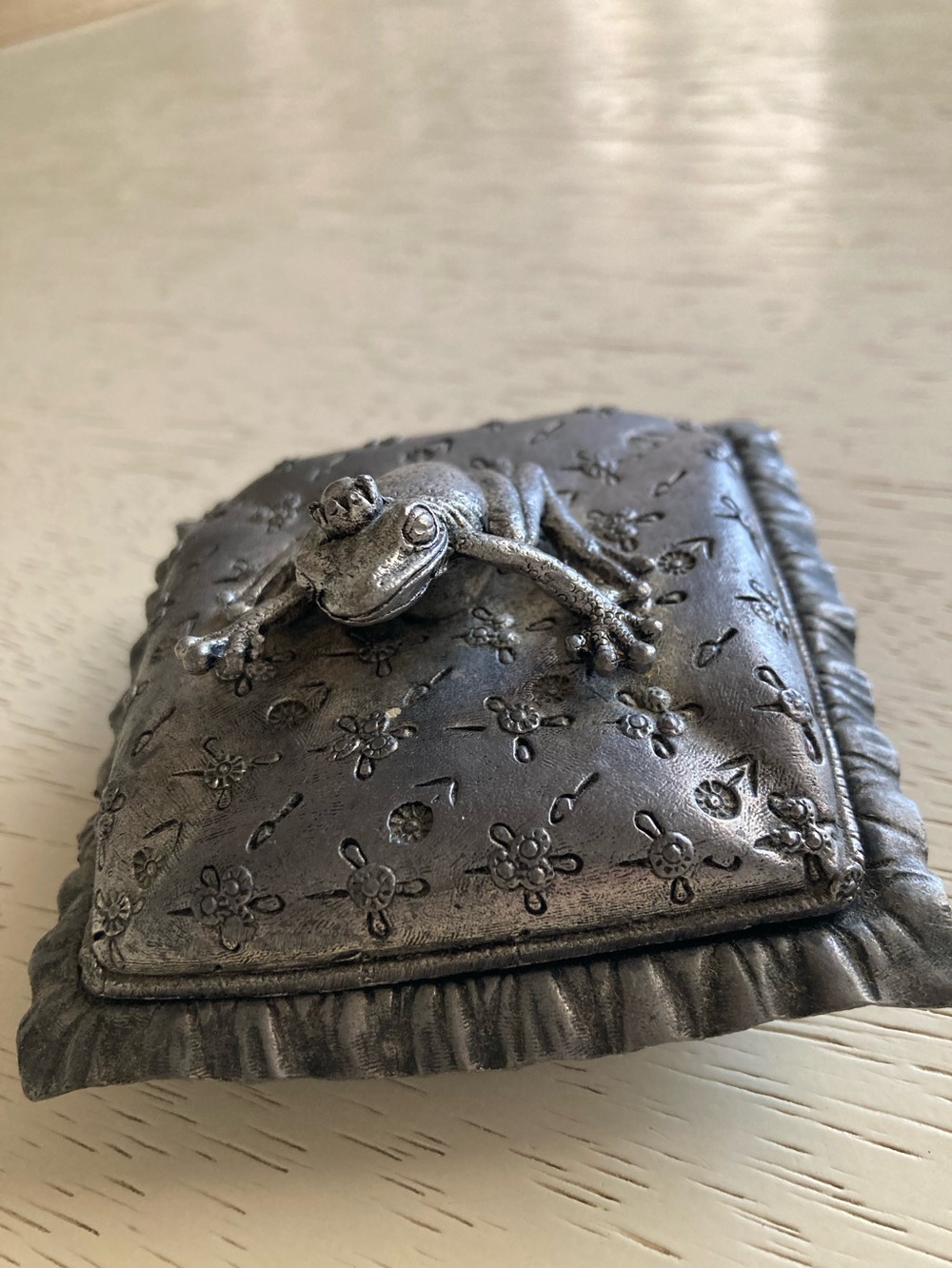 Metzke pewter frog prince on pillow covered container